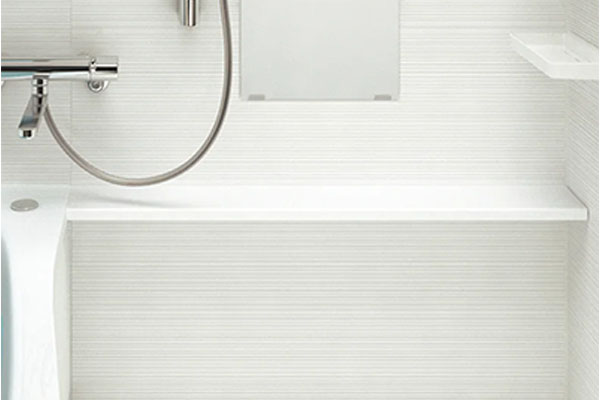 マンションリモデルバスルーム 鏡下スリムカウンター