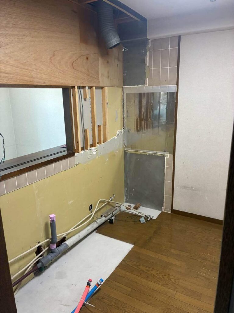キッチン解体２