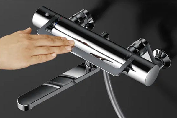 マンションリモデルバスルーム アーチハンドルサーモスタット