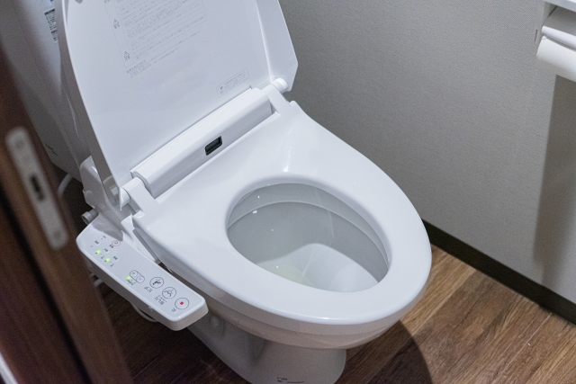 広さは変えずにトイレを広く見せたい！内装材のリフォームポイント2 (8)